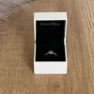 Pandora Ring
